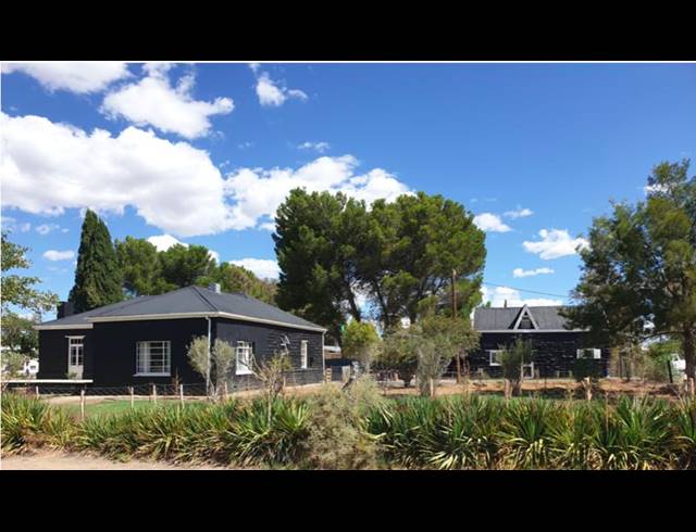 12 BEDROOM HOUSE FOR SALE IN SUTHERLAND